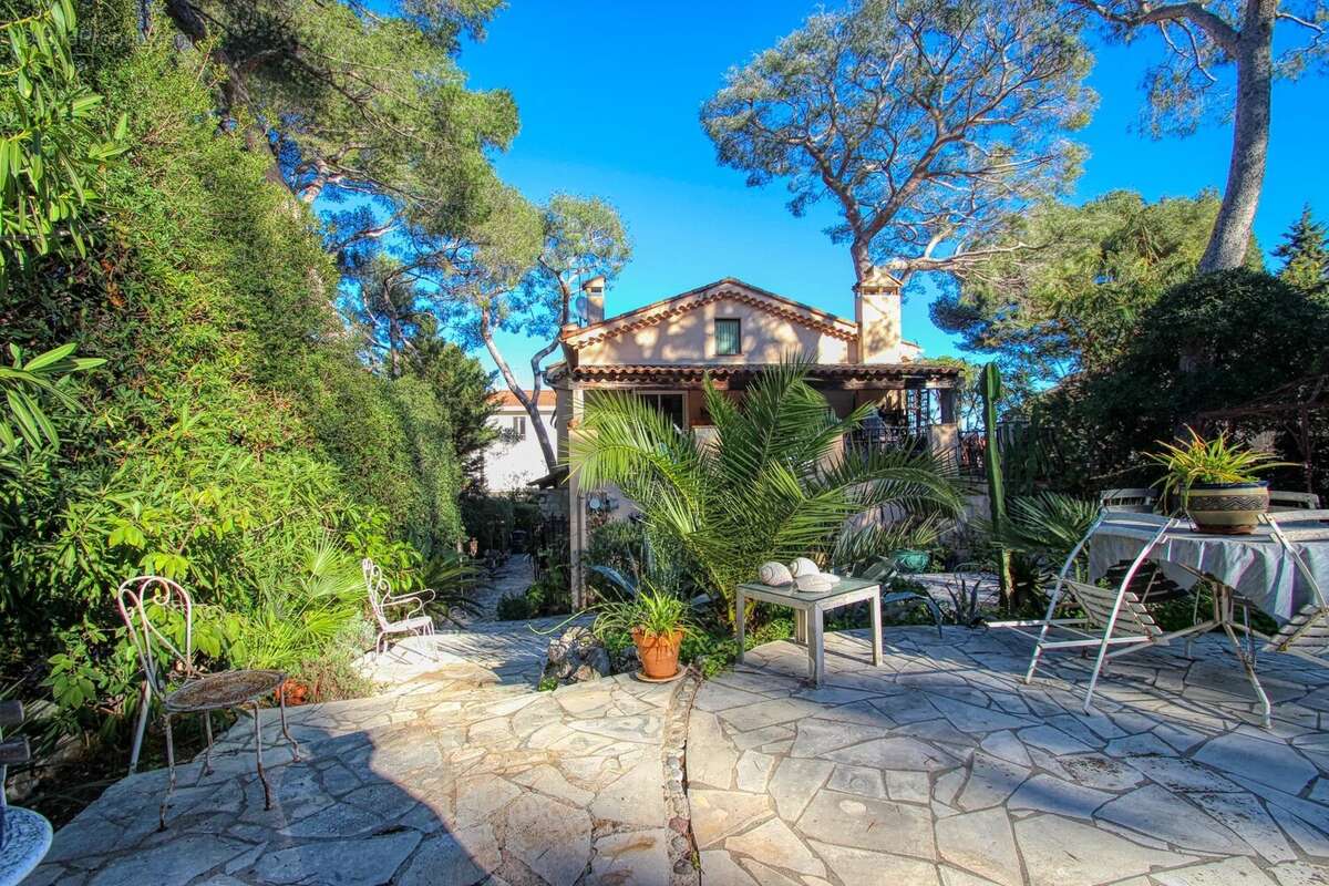 Maison à SAINT-JEAN-CAP-FERRAT