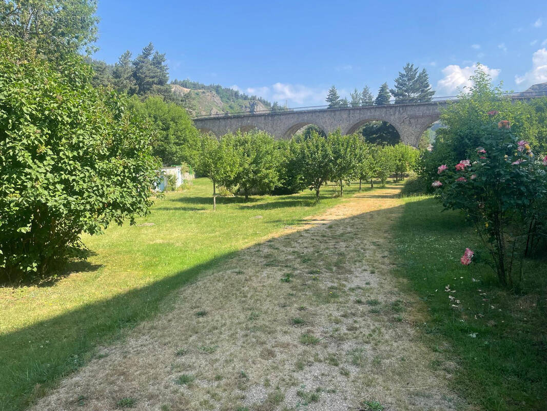 Maison à SAINT-BONNET-DE-MONTAUROUX