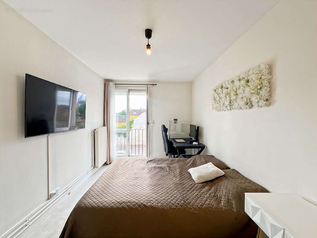 Appartement à ROSNY-SUR-SEINE