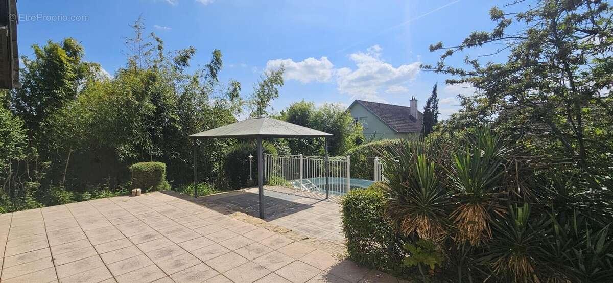 Maison à VAROIS-ET-CHAIGNOT