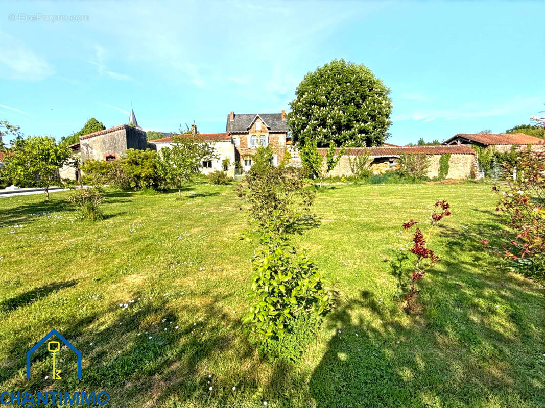 Maison à CHANTONNAY