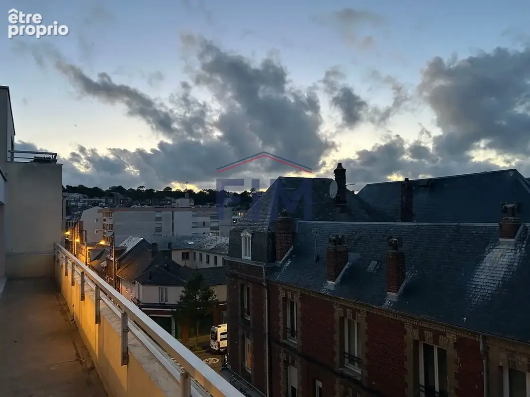 Opportunite dieppe :  appartement de type f2  avec ascenseur et belle terrasse balcon - photo 8