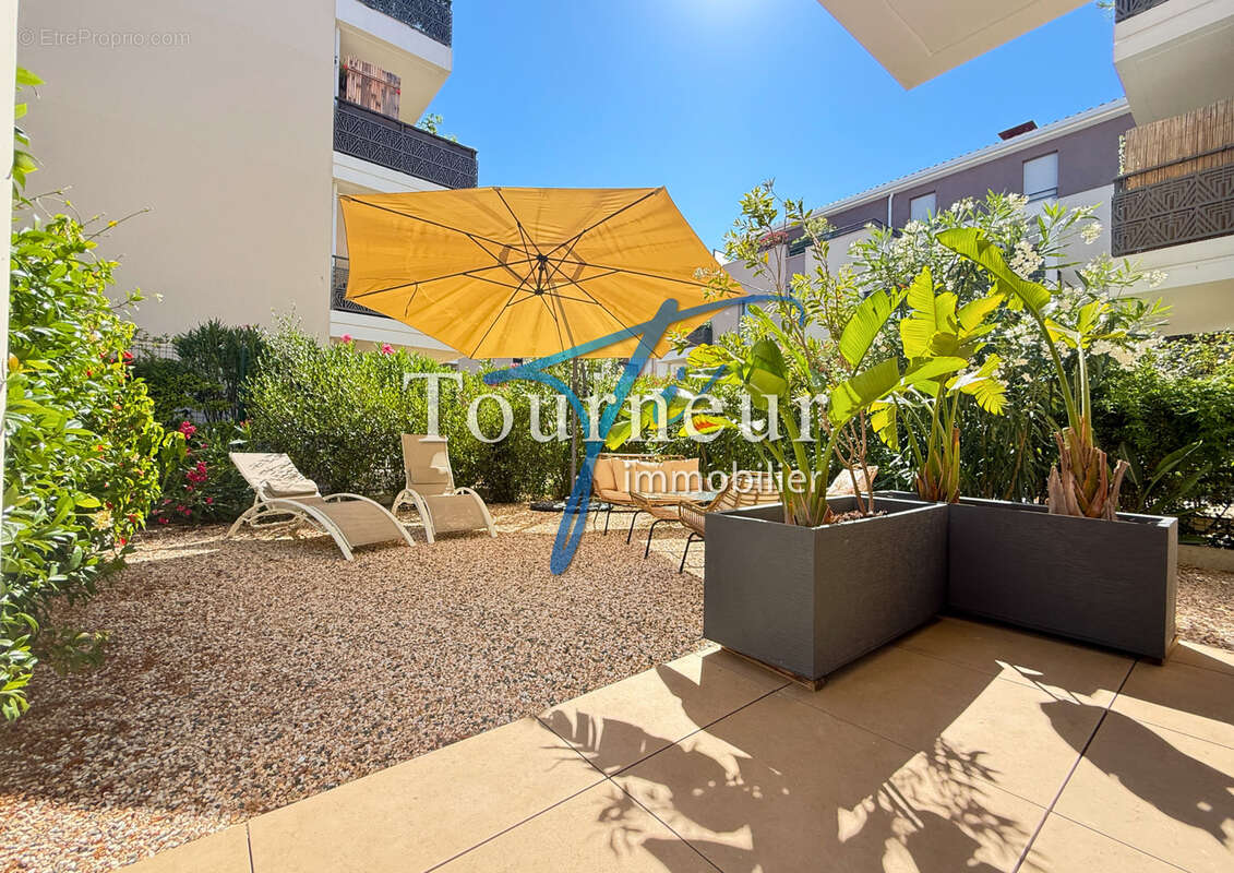 Appartement à SANARY-SUR-MER