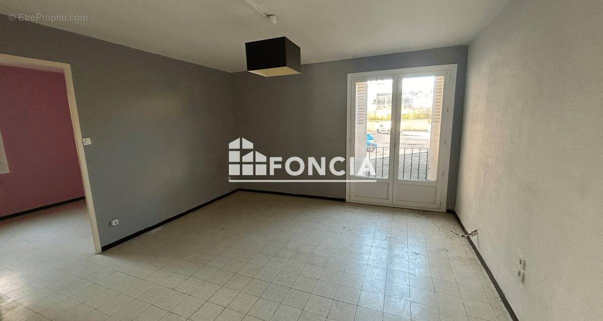 Appartement à SORGUES