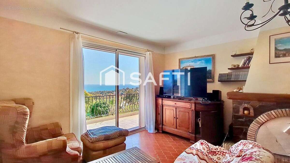 Photo 6 - Maison à FREJUS