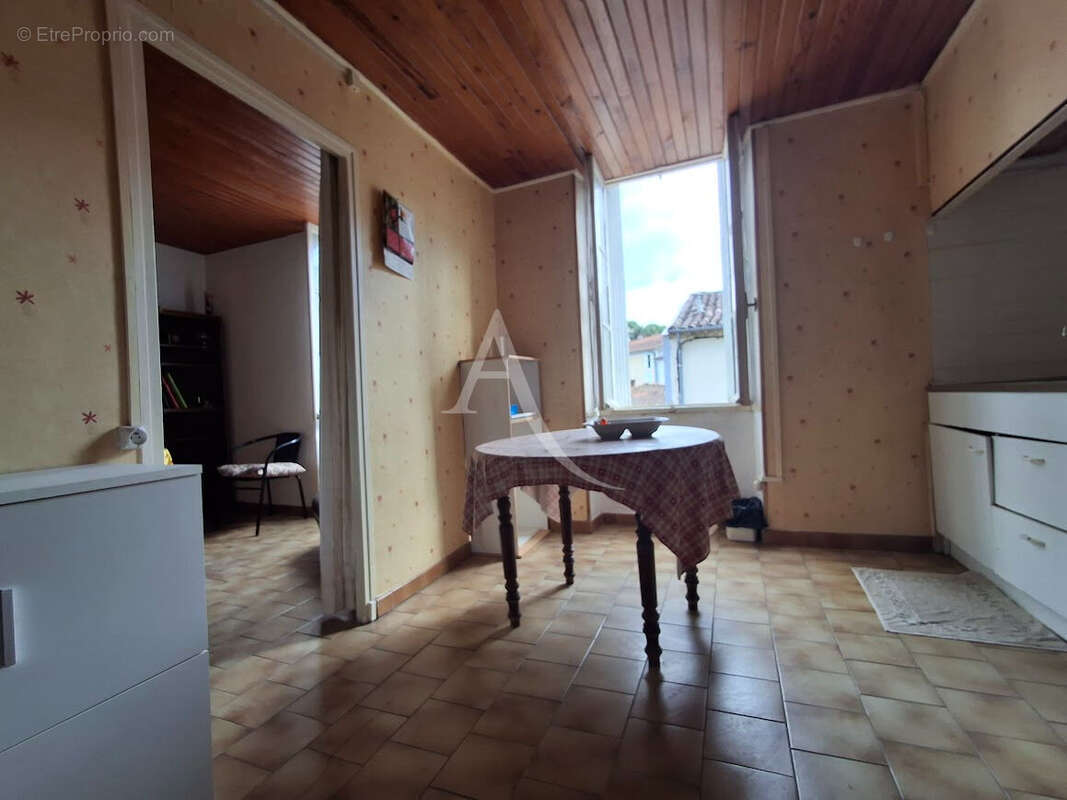 Appartement à BEDARIEUX