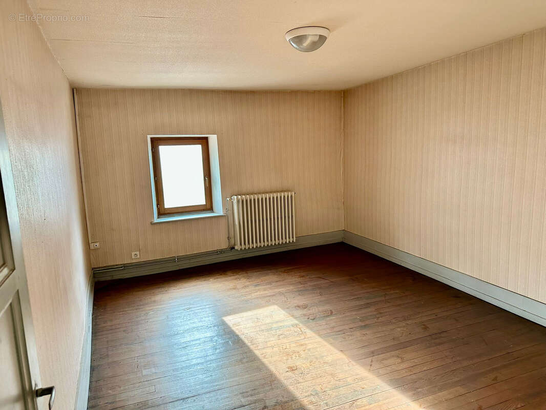 Appartement à LURE