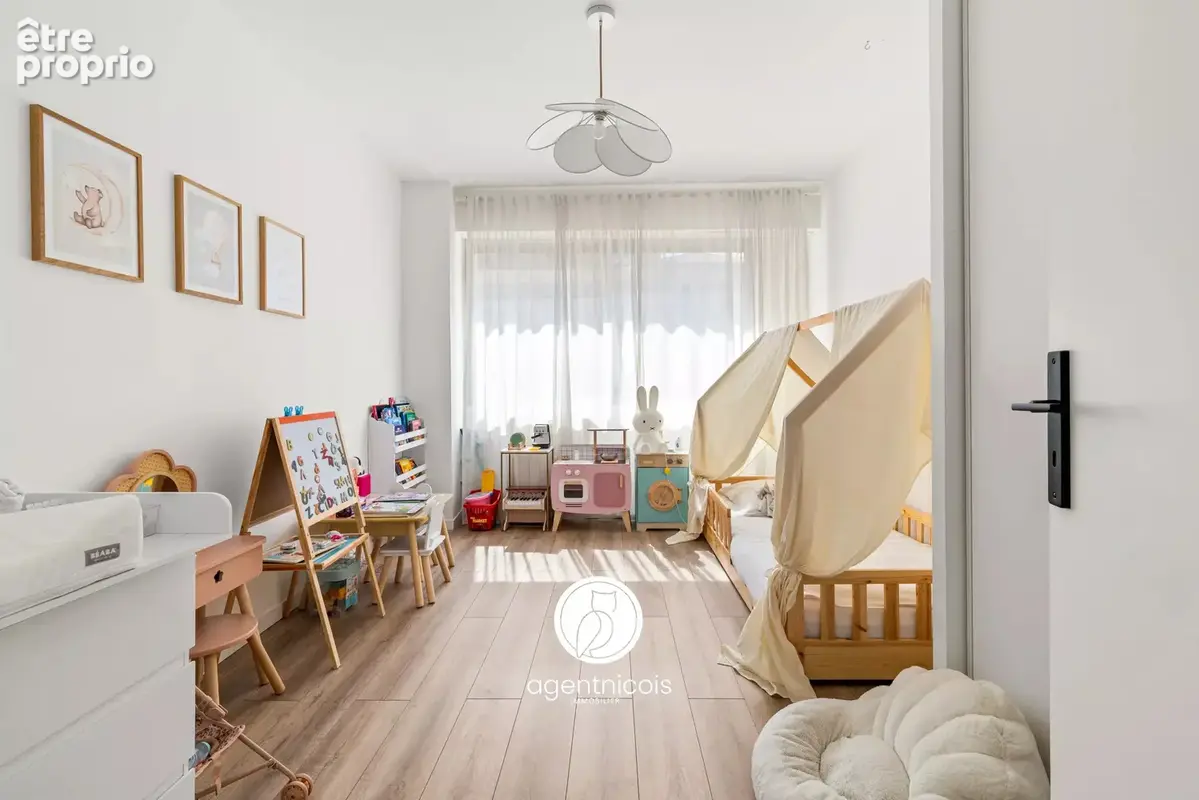 Nice // libération - rue raiberti : 3 pieces / traversant sud-nord / balcons / cave - photo 5
