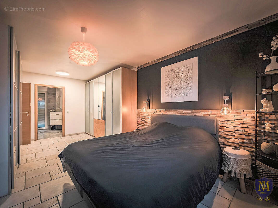 Bettlach au calme avec vue dégagée très belle maison de 161 m2 avec 15,37 ares - photo 10