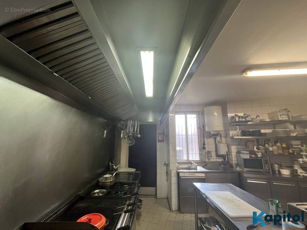 Autre à SAINT-MAUR-DES-FOSSES