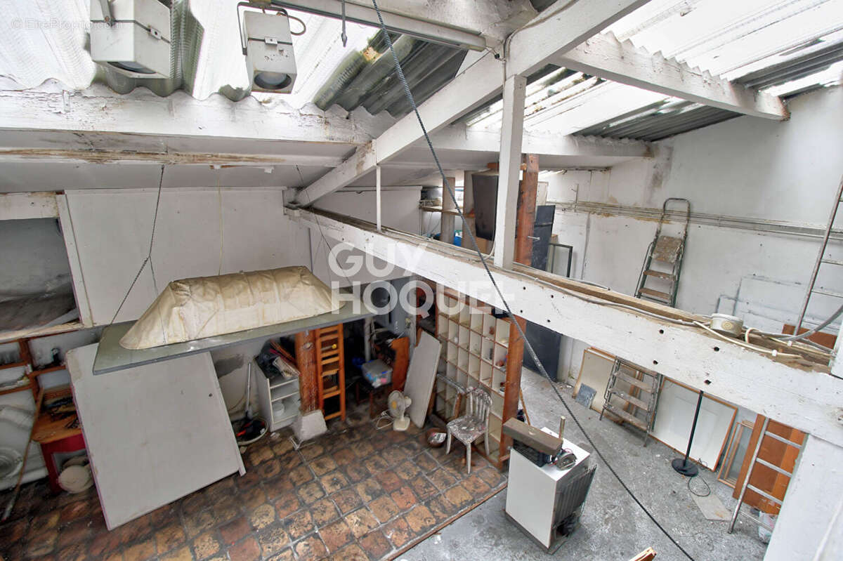 Commerce à PARIS-20E