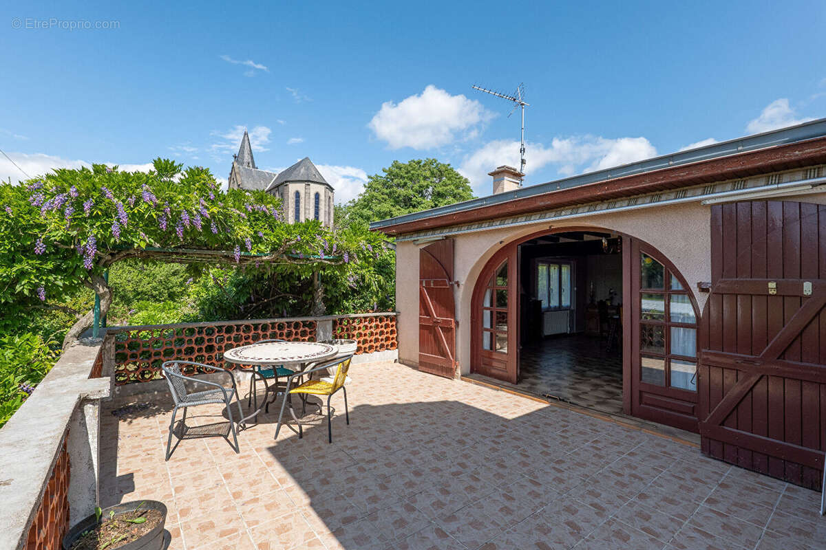 Maison à CHATEAUGAY