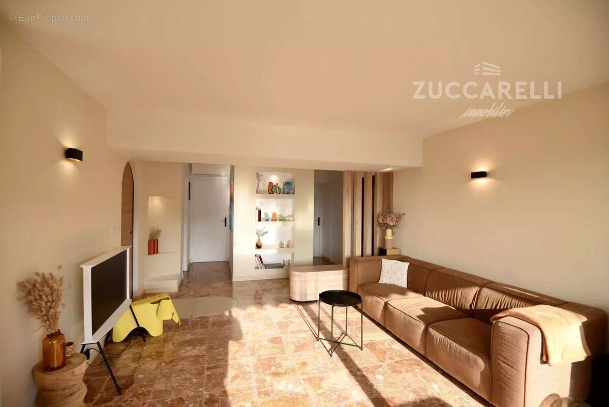 Appartement à LE CANNET