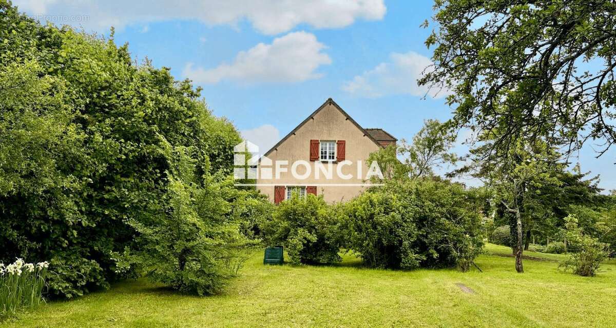 Pavillon familial avec parc arboré - photo 11
