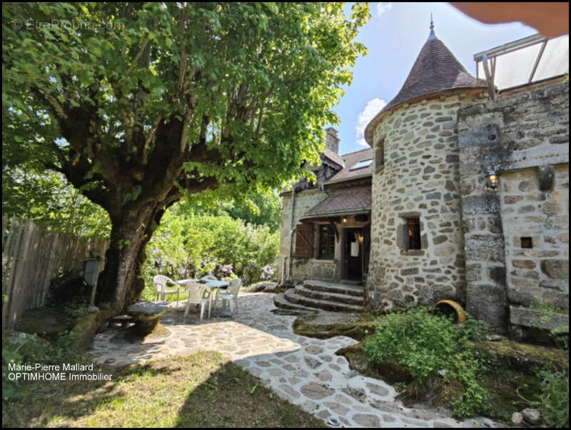 Maison familiale + dépendances à Saint Eloi en Creuse - photo 54