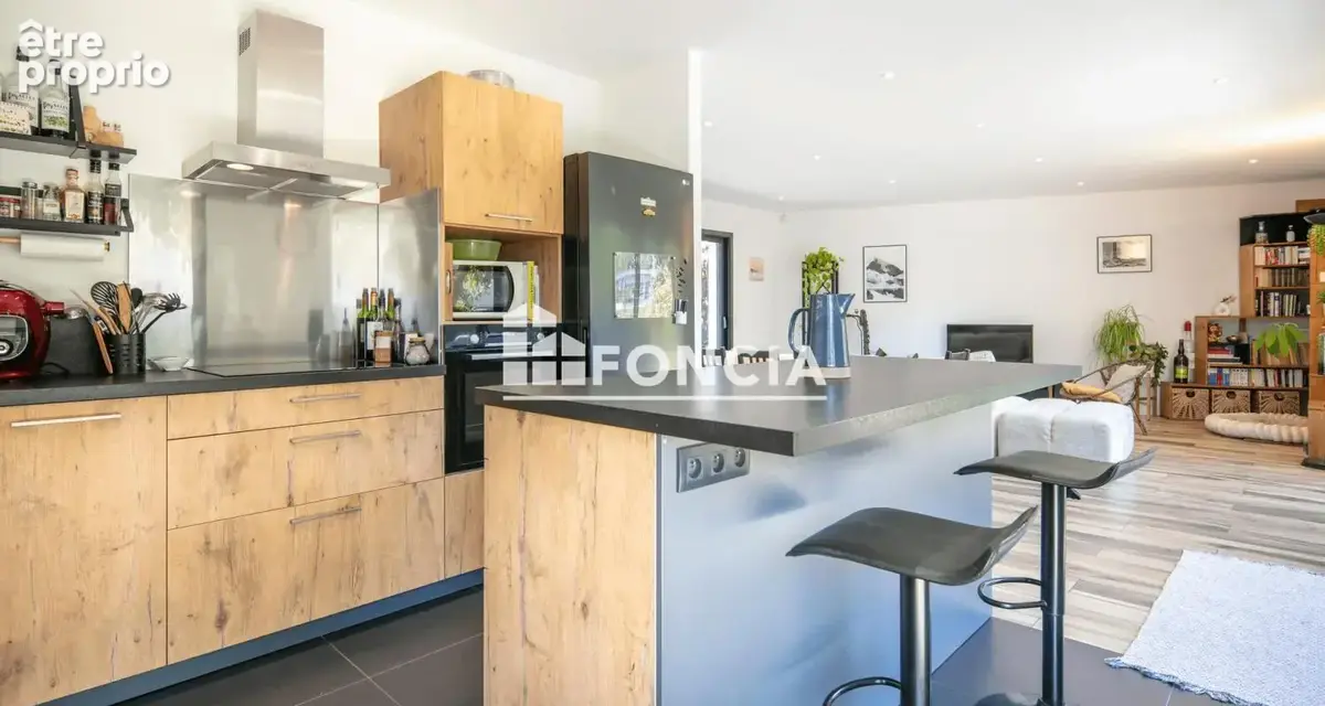 Maison contemporaine de 2019 située à Saint Martin d'Hères Village - photo 7