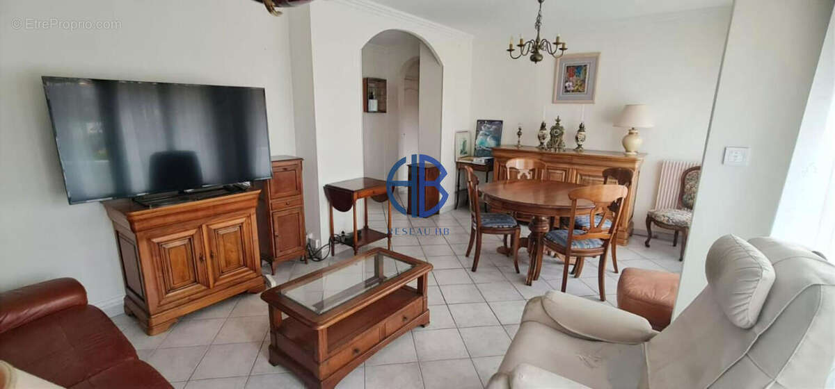 Appartement à SAINT-MARTIN-D'HERES