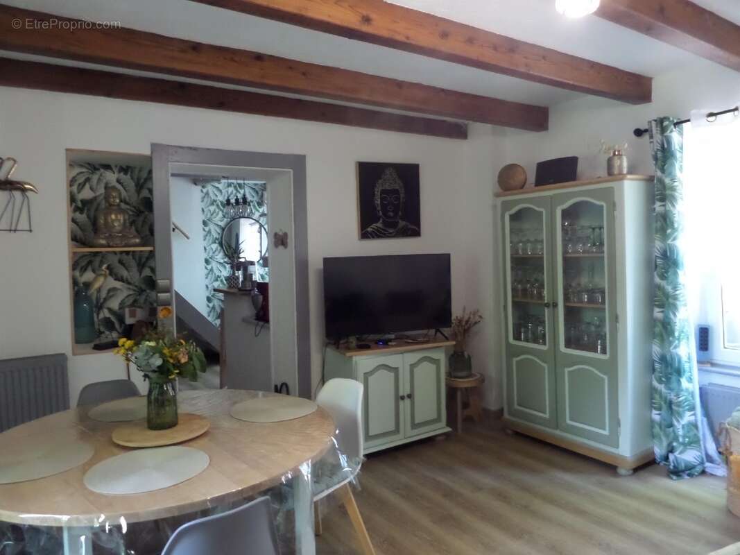 Maison à VOUJEAUCOURT