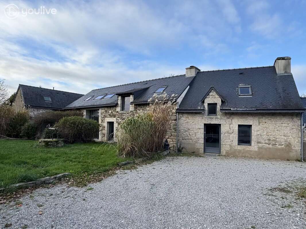 À vendre – PONTIVY nord  Authentique longère au calme au nord  NOYAL PONTIVY - photo 15