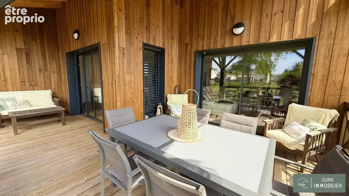 Maison 5 pièces 158 m² à vendre à Roaillan (33210) - photo 2