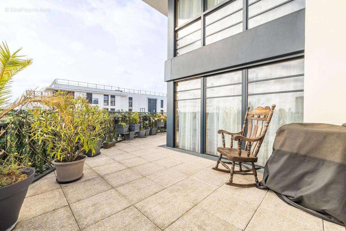 Appartement à THIAIS