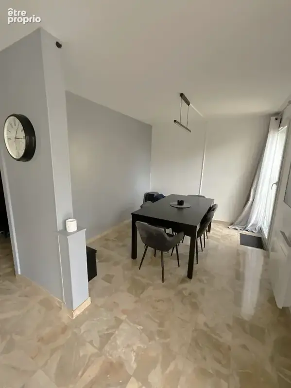 Maison Voisins Le Bretonneux 5 pièce(s) 102 m2 - photo 3