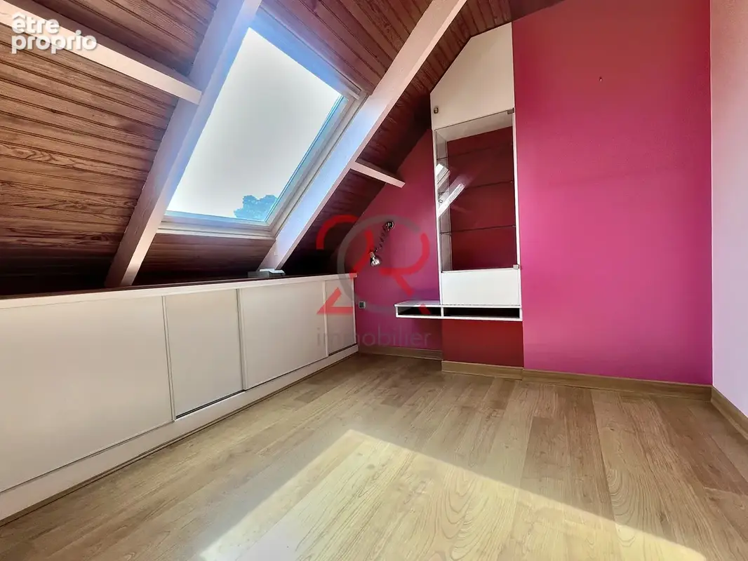 Maison avec espace T2 aménagé, jardin plein Sud et garage - photo 9