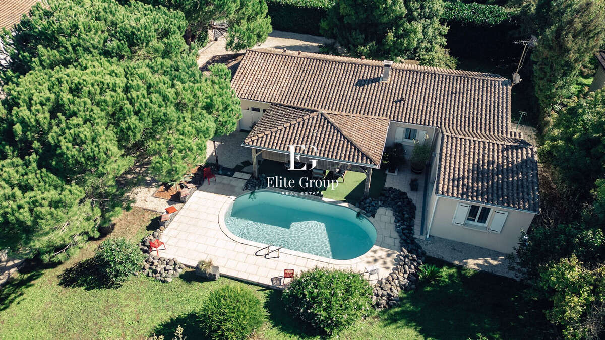 Maison à CHATEAUNEUF-SUR-CHARENTE