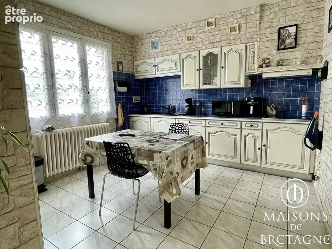 Maison à Guiscriff  95 m2  avec jardin clos - photo 5