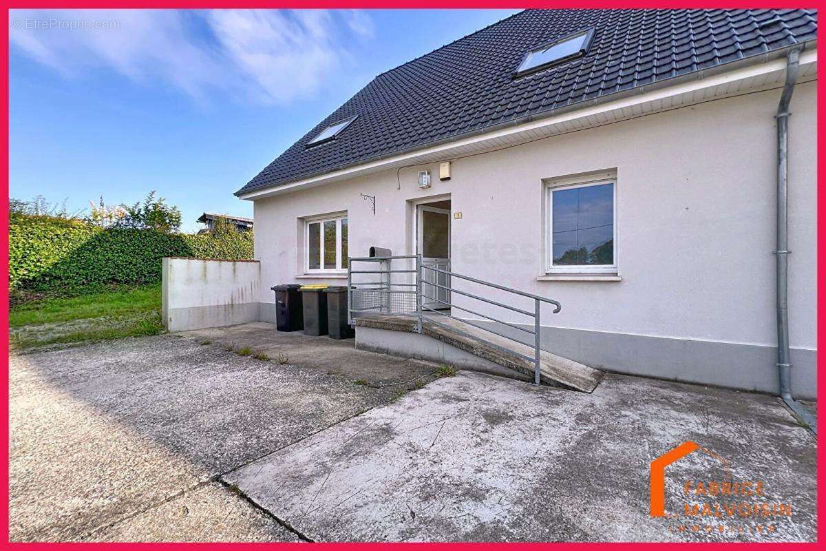 Maison à HUCQUELIERS