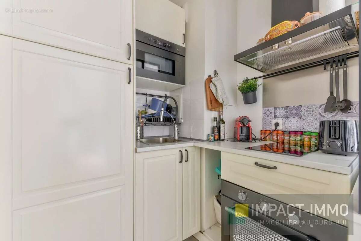 Appartement à COURBEVOIE