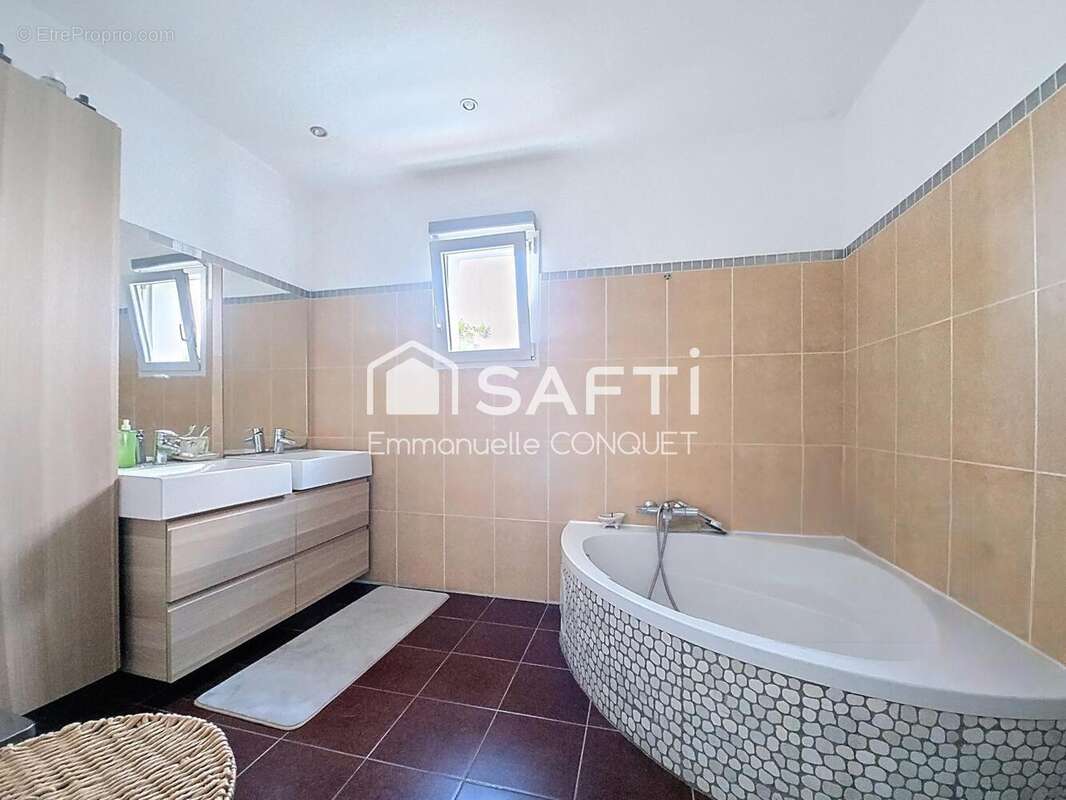 Photo 8 - Maison à MARAUSSAN