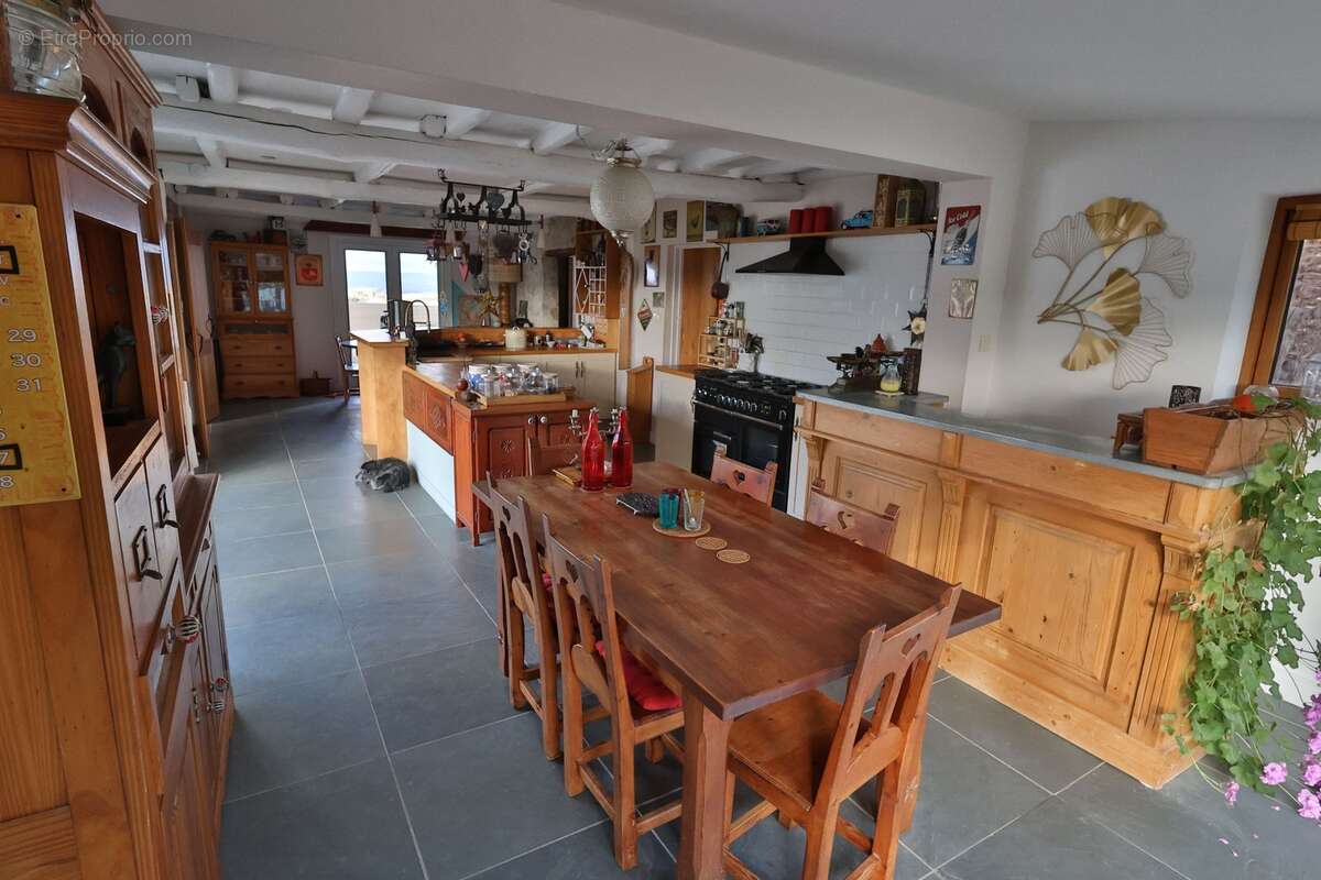 Maison à FENOUILLET-DU-RAZES