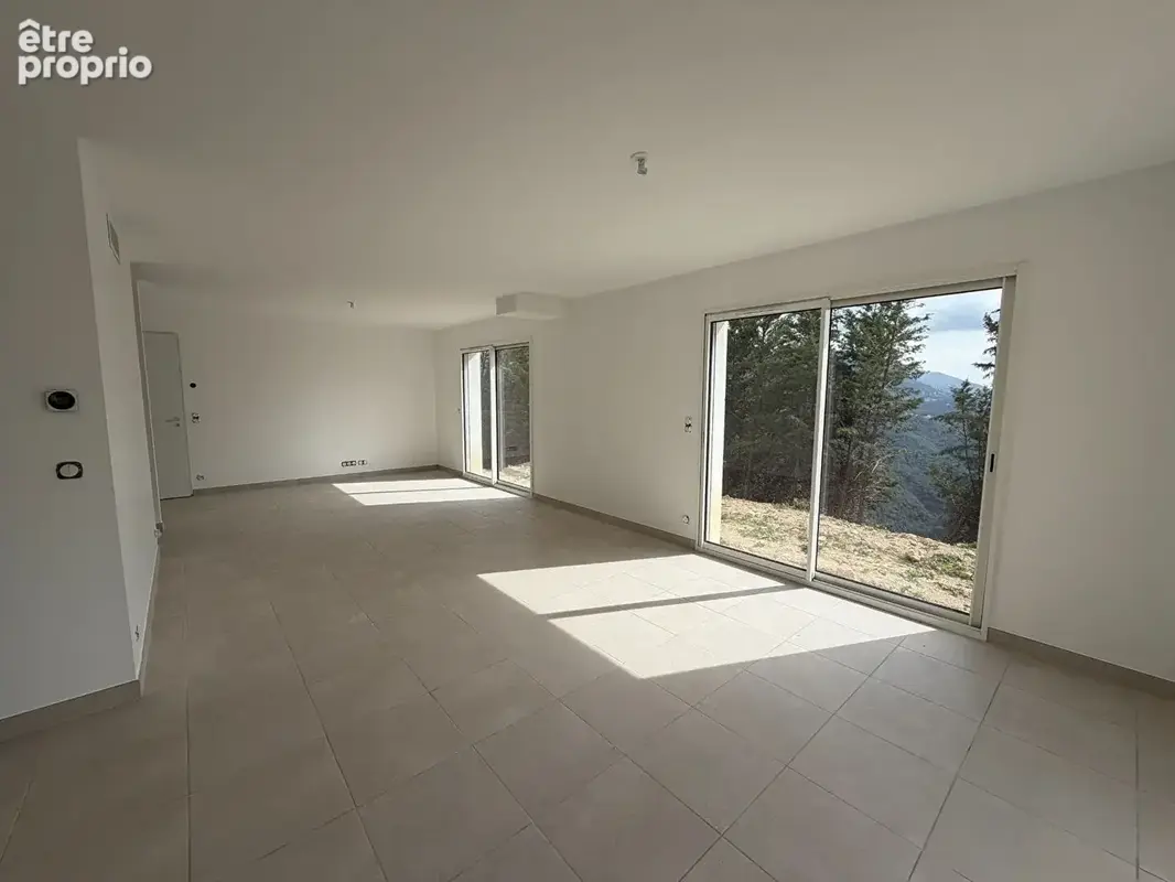 Magnifique villa Neuve de  2026 avec tout le confort et une superbe vue dégagée avec aperçu Mer - photo 4