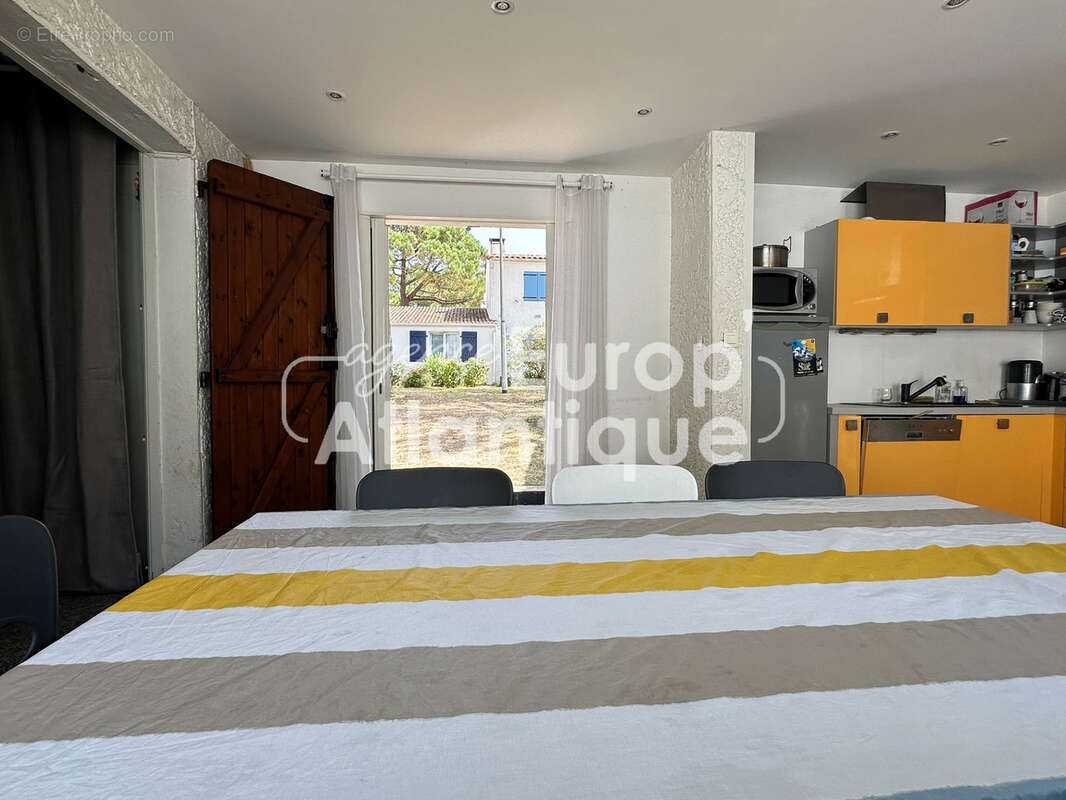 Maison à LES MATHES