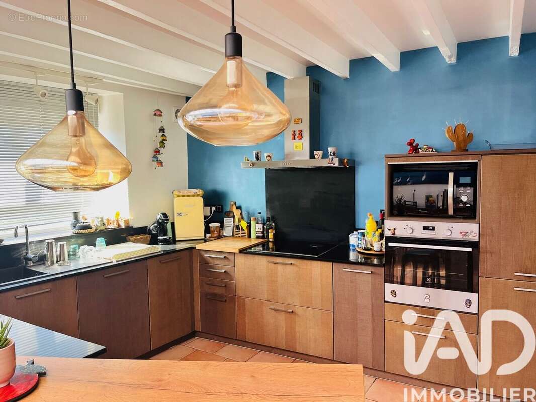 Maison 145 m² à Mondonville-Saint-Jean  - photo 8