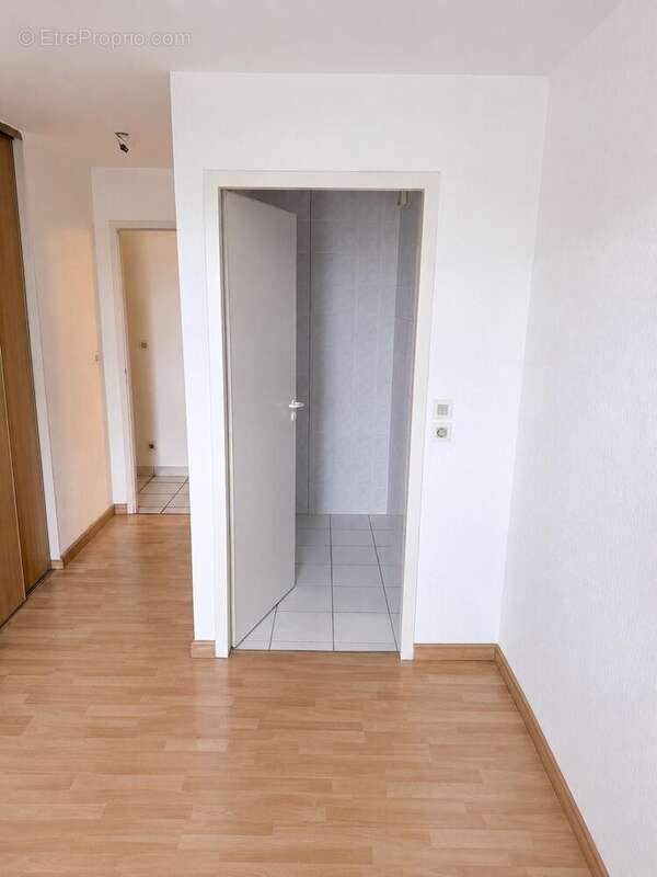 Appartement 73 m² à Annemasse  - photo 8
