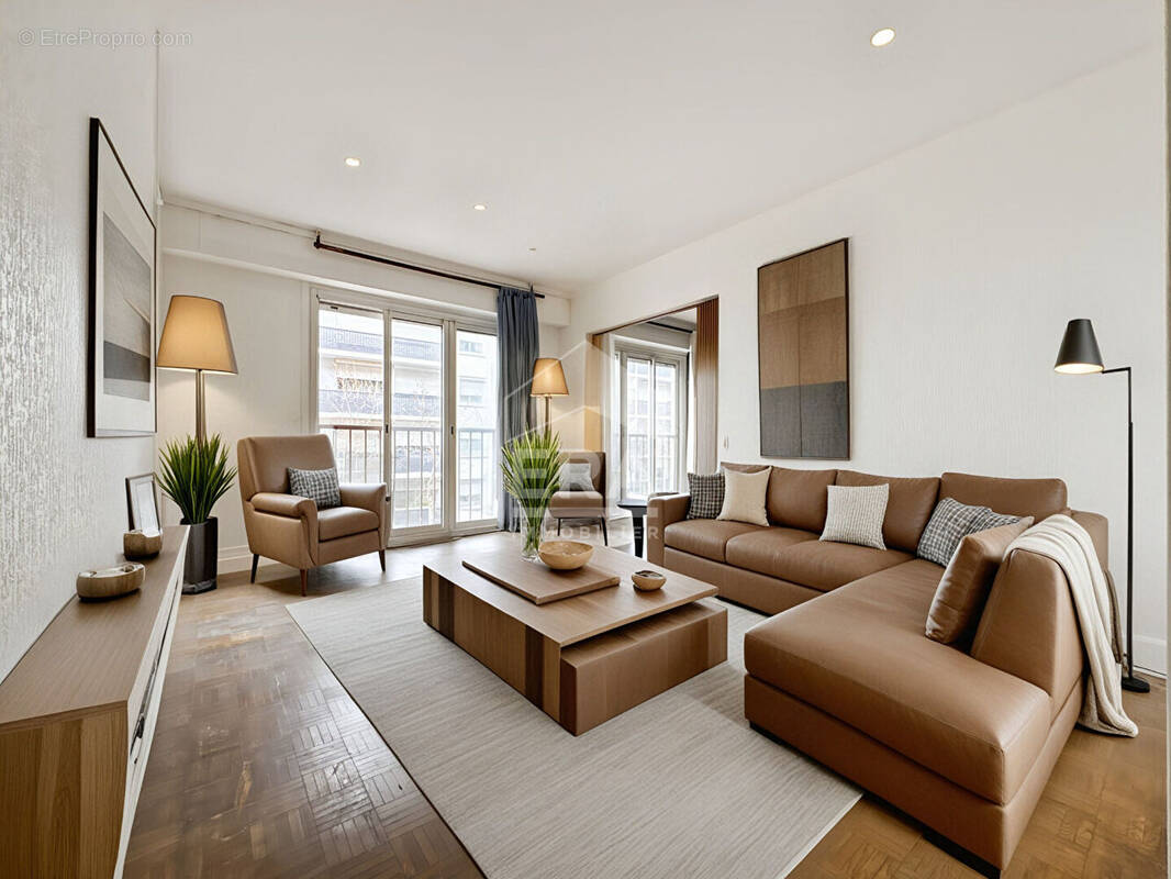 Appartement à MARSEILLE-1E