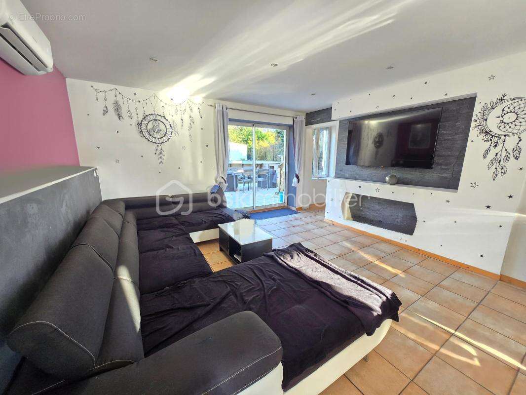 Magnifique Maison de village rénovée de 158m² à Parigny les Vaux - photo 4