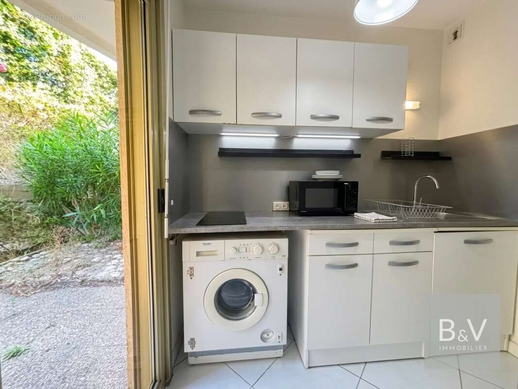 Studio de 30.5 m² avec terrasse - photo 8