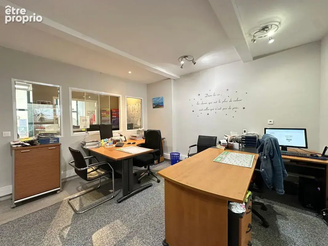 Bureaux de caractère à vendre – Un lieu de vie ou de travail d’exception - photo 6