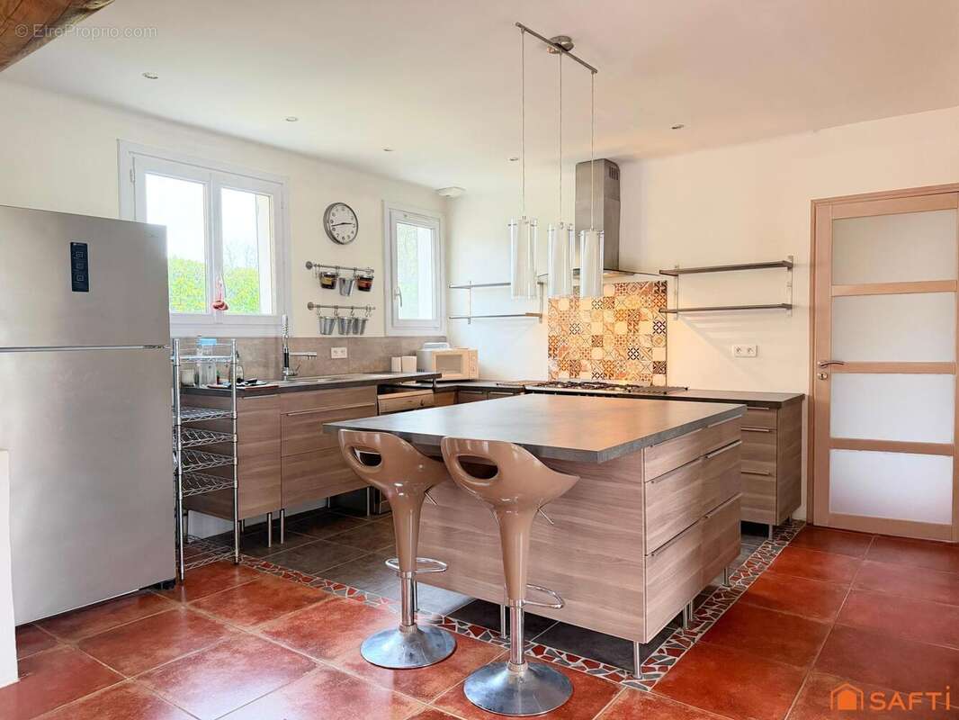 Photo 3 - Maison à CHATEAUNEUF-DE-GADAGNE