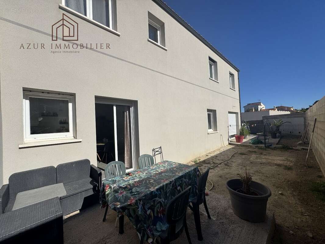 Maison à NISSAN-LEZ-ENSERUNE