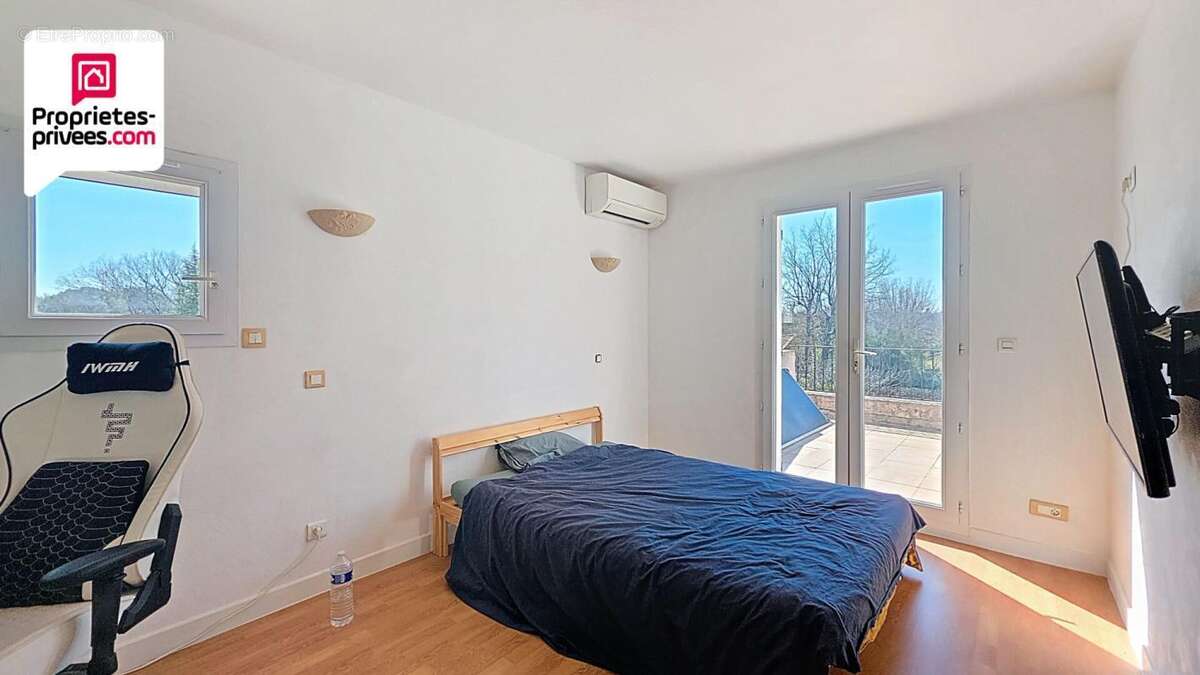 Maison à SAINT-CEZAIRE-SUR-SIAGNE