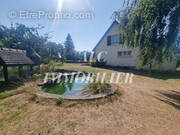 Maison à LE MELE-SUR-SARTHE