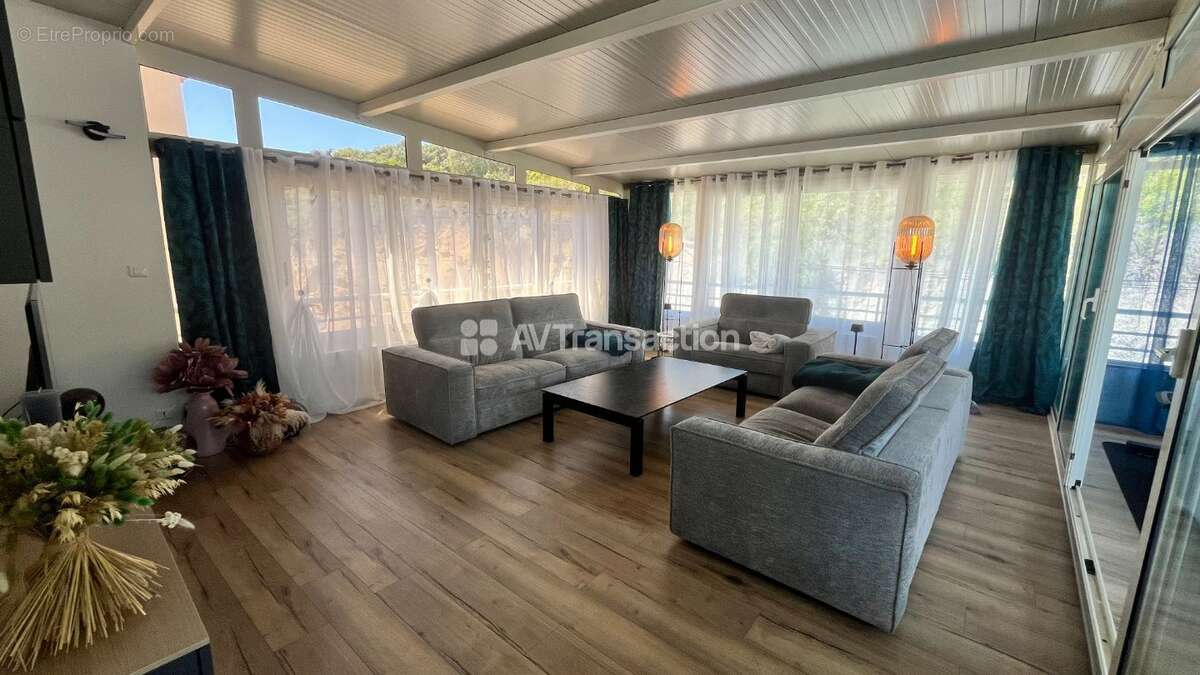 Appartement 220 m² à Ajaccio  - photo 159