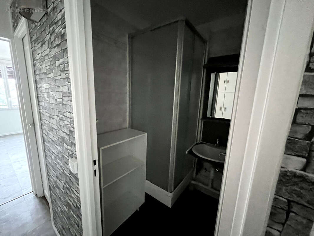 Appartement à LE BLANC-MESNIL