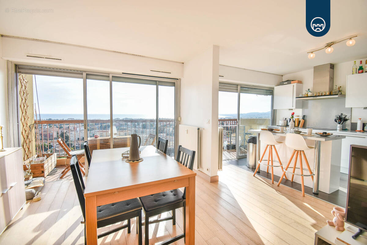 Appartement à CAGNES-SUR-MER