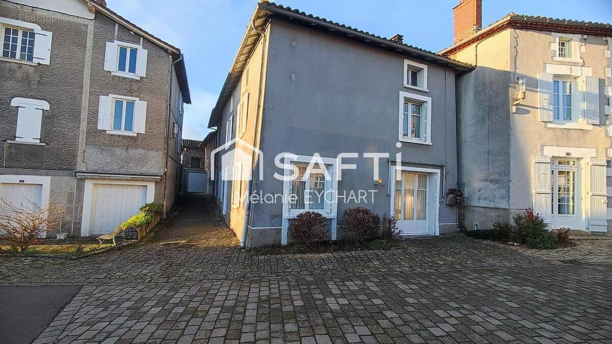 Photo 1 - Maison à MANOT