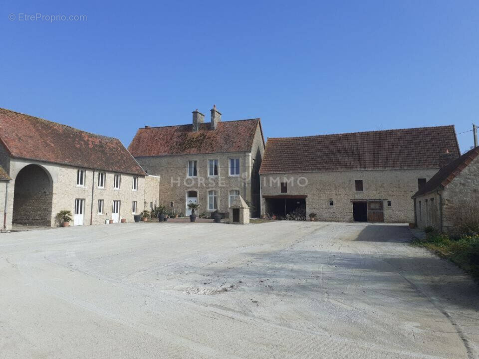 Maison à SAINTE-MERE-EGLISE